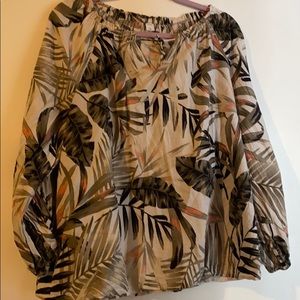 Old navy leaves shirt